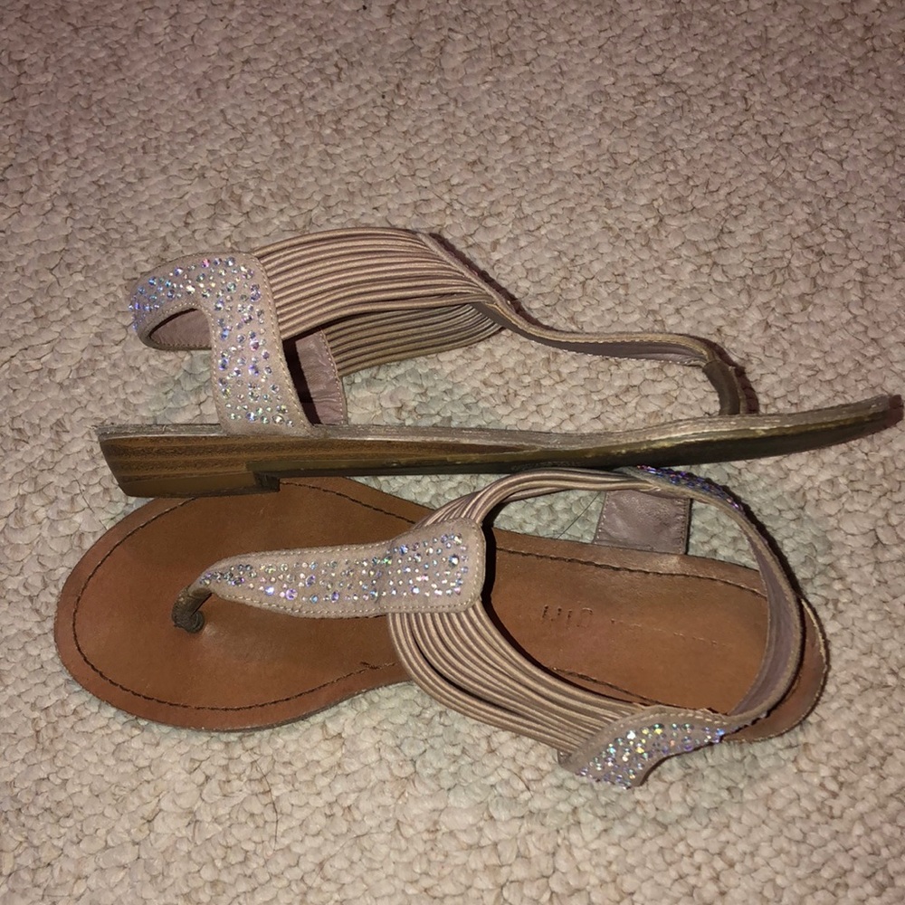 Madden girl t strap sandals